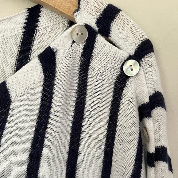 Eileen Fisher Top - Picture 7 of 9